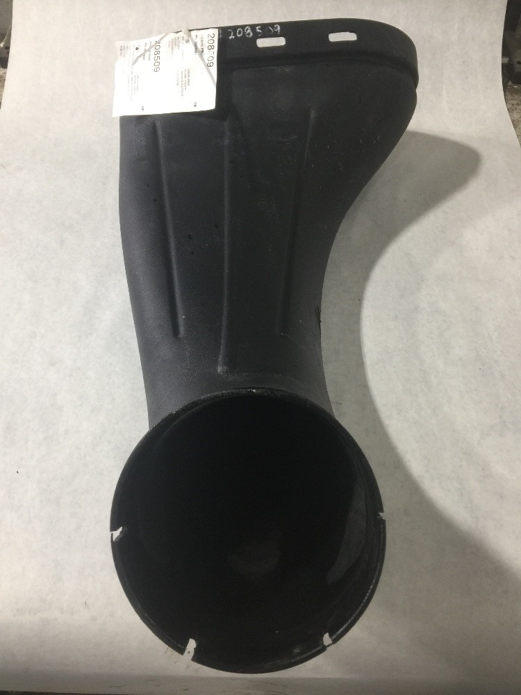 Deere 9560R Intake Pipe