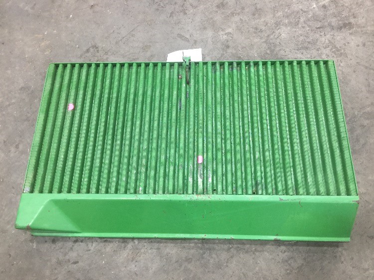 Deere 4850 Grille/Screen