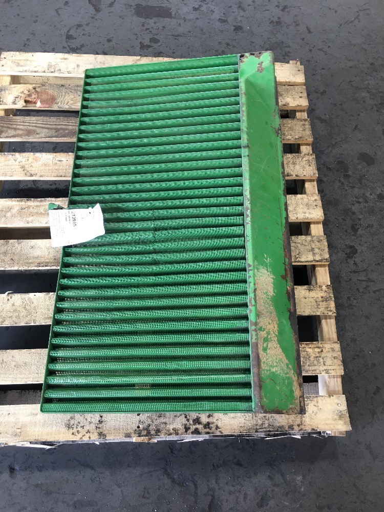 Deere 4760 Grille/Screen