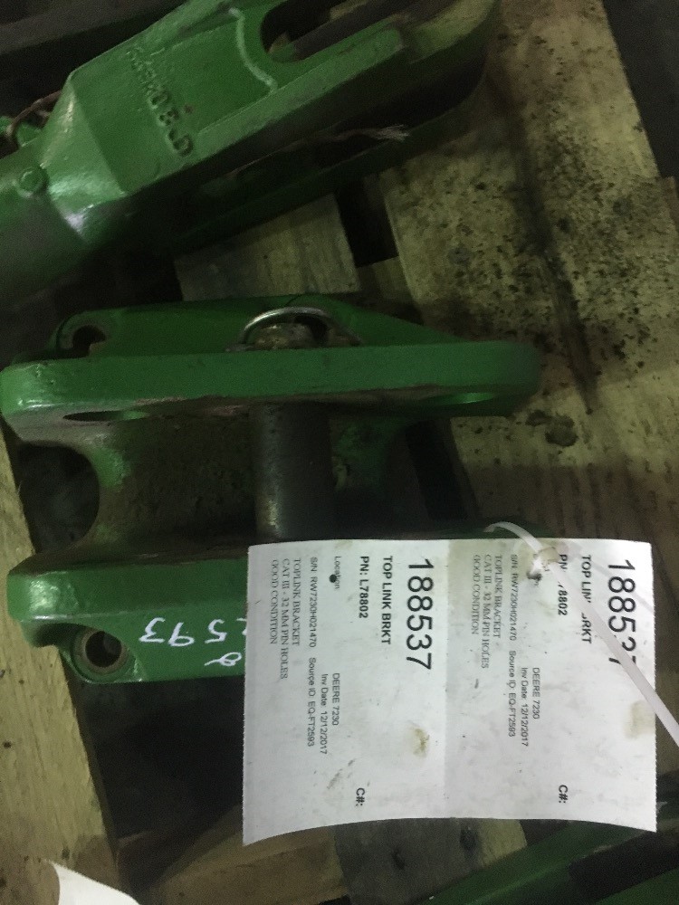 Deere 7230 Top Link Brkt