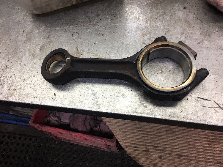 Deere 7720 Connecting Rod