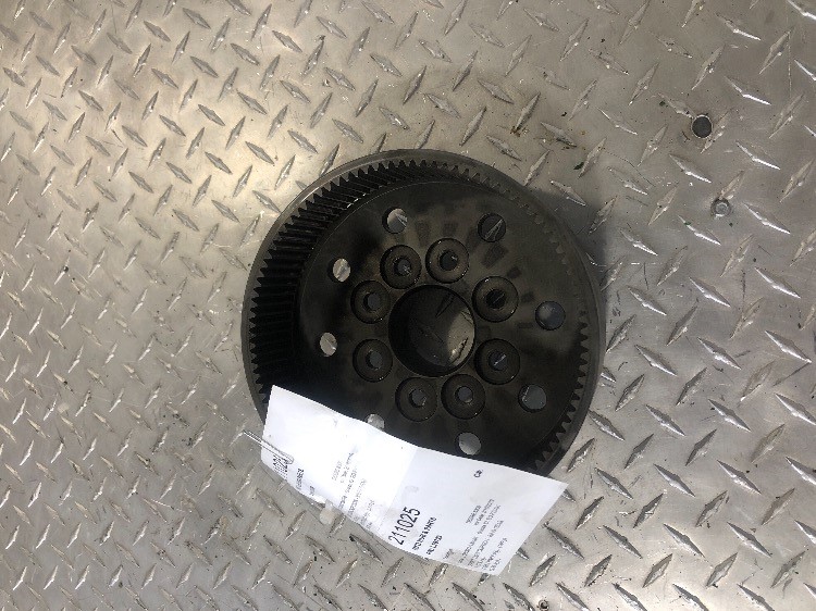 Deere 6300 Mfd Hub & Parts