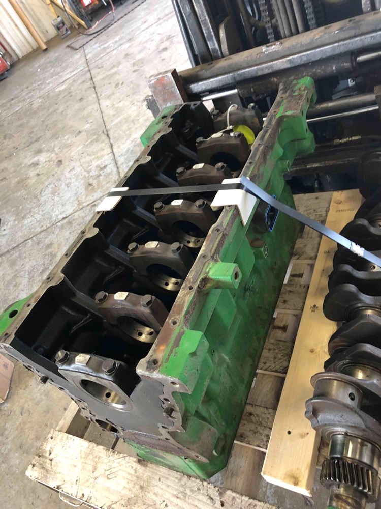 Deere 6068 Cylinder Block