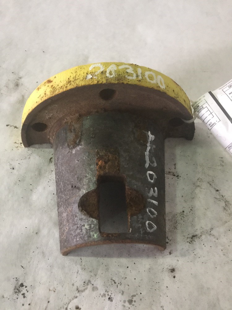 Deere 8630 Wedge/Sleeve